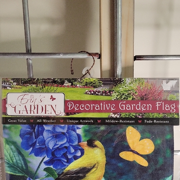 Decorative Garden Flag with Birds and Flowers - Picture 2 of 3